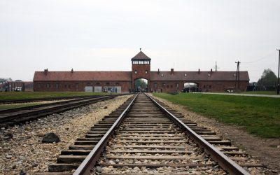 Čtyřicet studentů vyrazilo po stopách utrpení